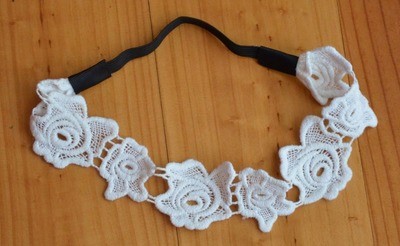 White lace flower elastic headband White lace flower elastic headband