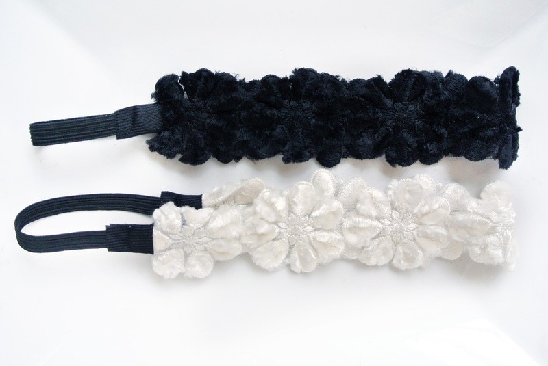 Velvet lace winter flowers elastic headband Velvet lace winter flowers elastic headband