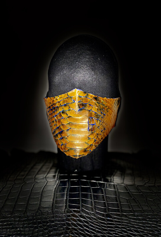 WICKED GOLD MASK 