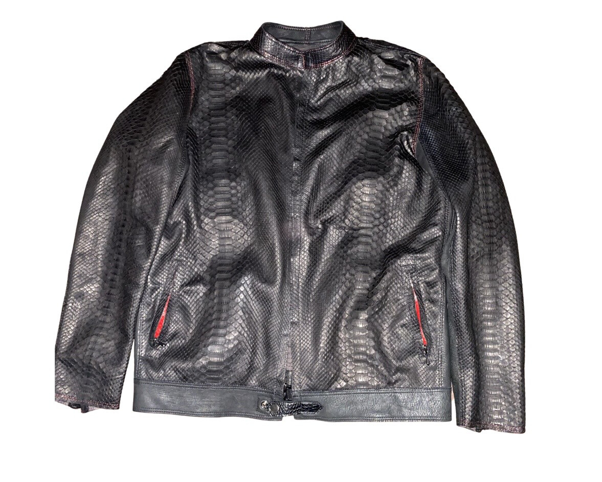 PYTHON JACKET WITH A SPINE