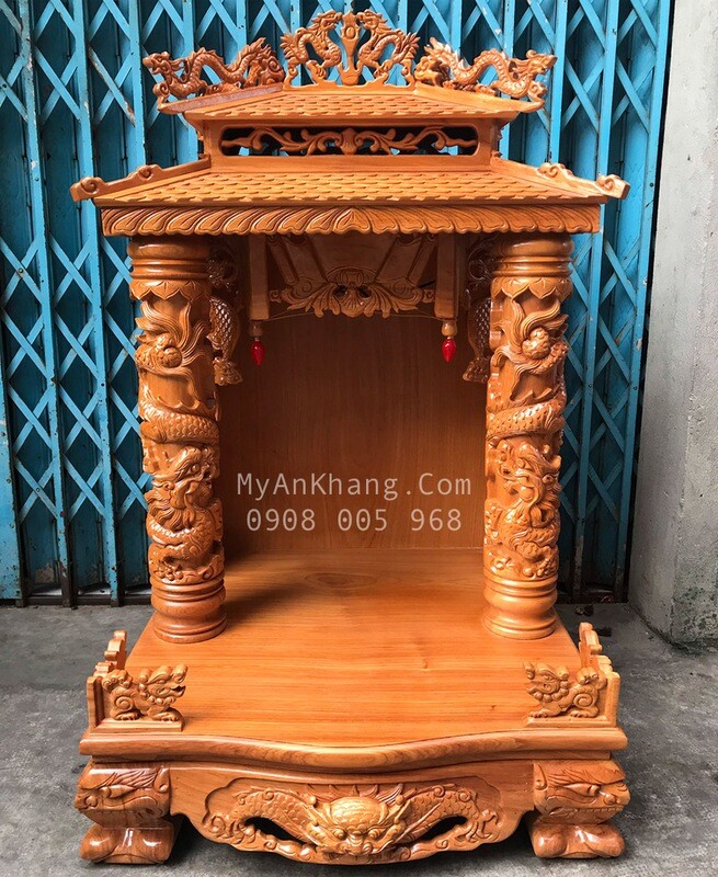 Bàn thờ thần tài mái chùa bo viền