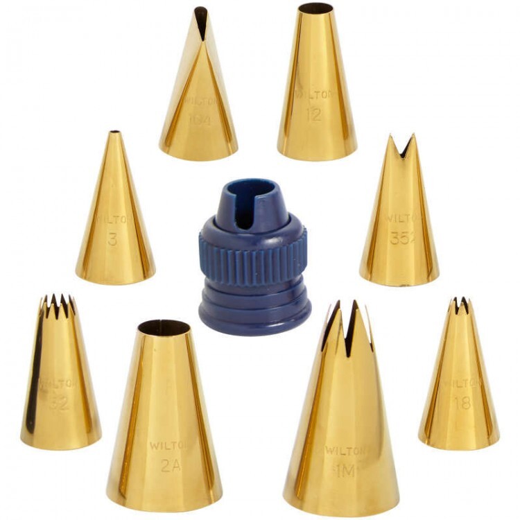 WILTON 418-0-0009 Linea Diamond Gold 17 Utensilios Para Decorar.