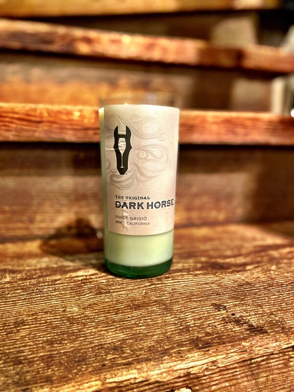 Dark Horse Pinot Grigio Recycled Bottle Candle