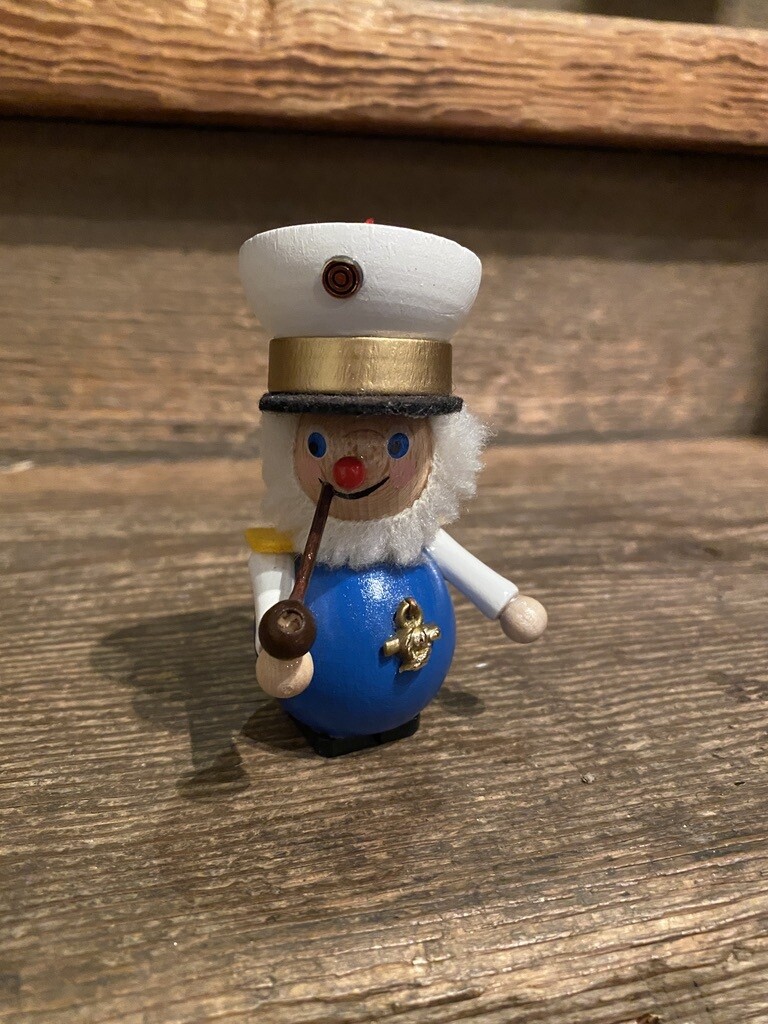 Captain Ornament