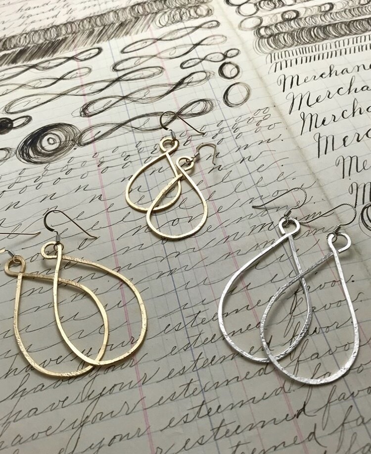 Lillian Hoops (Large Gold)