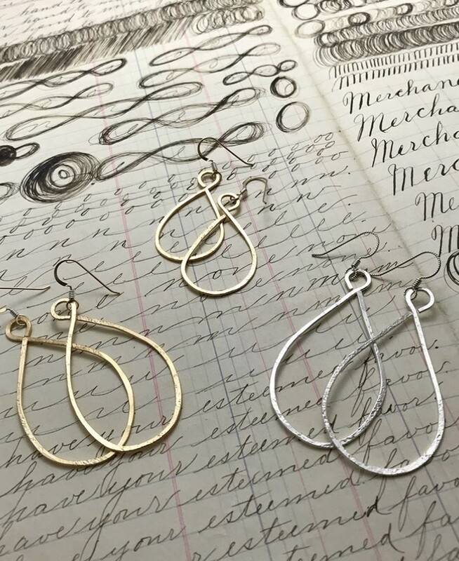 Lillian Hoops (Large Gold)