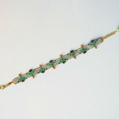 Muted Loomed Skinny Christmas Tree Bracelet