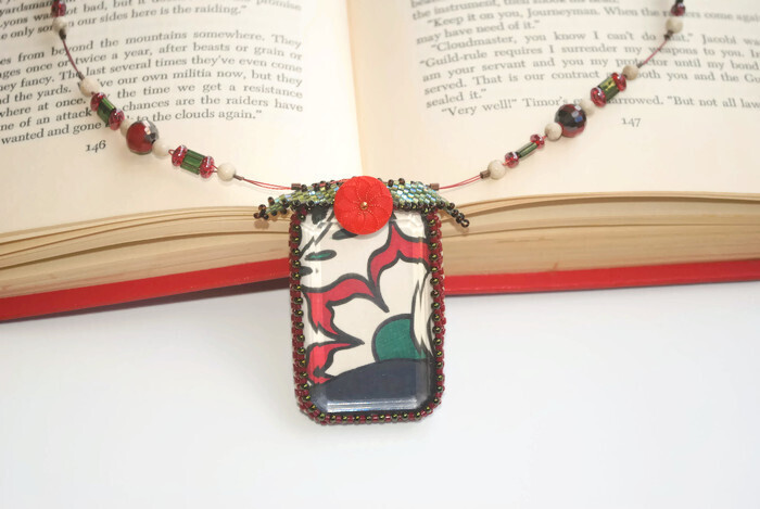 Beaded Illustrated Flower Necklace