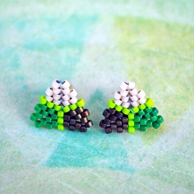 Y-Split Triangle Earrings