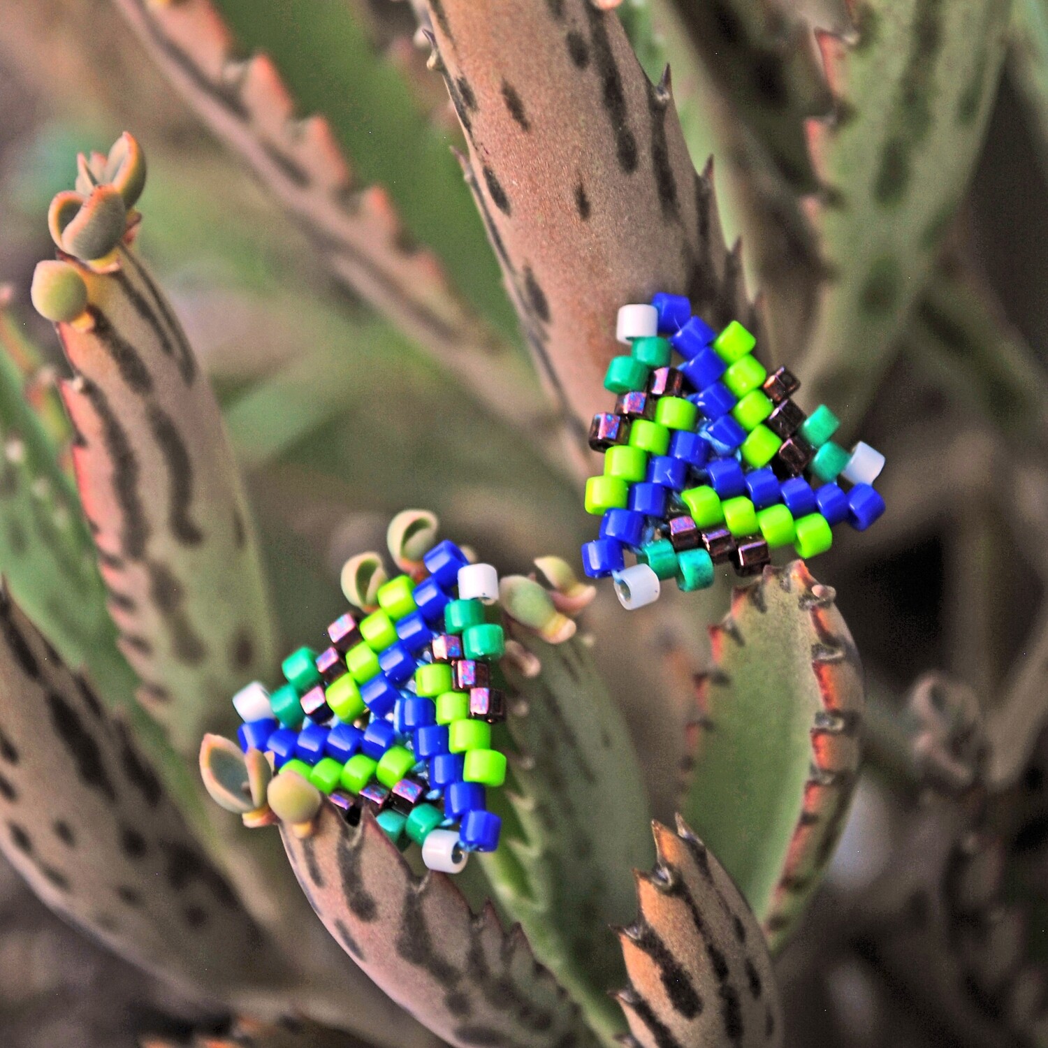 Pinwheel Triangle Ear Studs