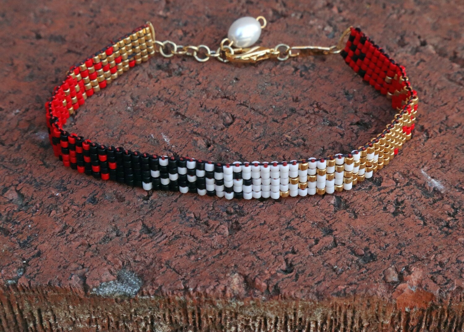 Ladybug Collection: Gradient Skinny Loom Bracelet