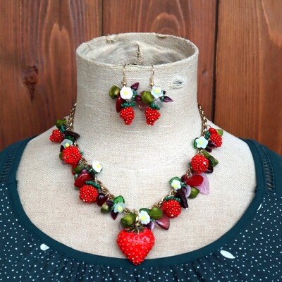 Strawberry Kiwi Matching Necklace/Bracelet/Earring Set