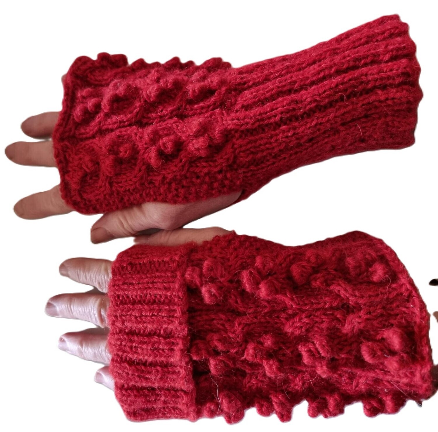 SUMMER HEAT ??? 1/2 PRICE Australian Alpaca MITTENS, fingerless open end. Luxuriously soft durable warm. Ideal for working! Aussie knits in cable or cable/bobbles pattern. RRP $30.00, now only ...