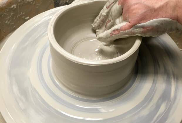 Intro to Pottery Wheel Sat 22 Jan 9-11am & Glaze 19th Feb 9-11