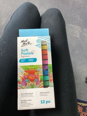 Mont Marte Soft Pastels 12pc
