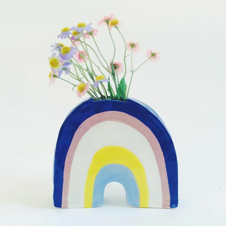 Rainbow Vases - Saturday 10th May 4-6pm