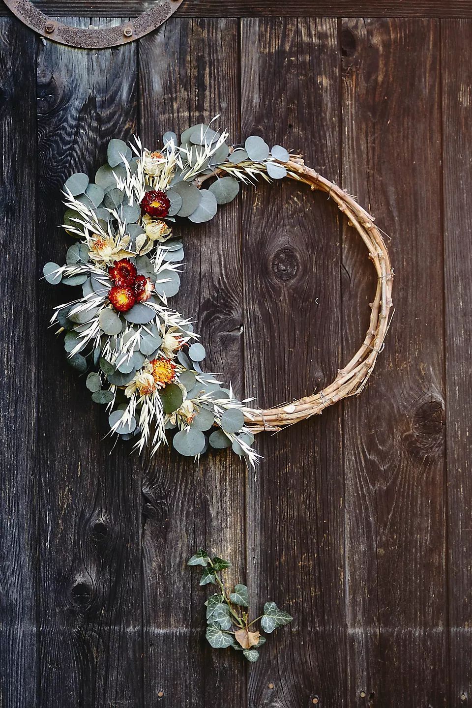 Festive Dried Flower Wreath, Sunday December 7th, 11am-1pm