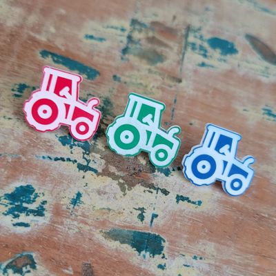 TRACTOR HAT PIN / LAPEL PIN / BROOCH