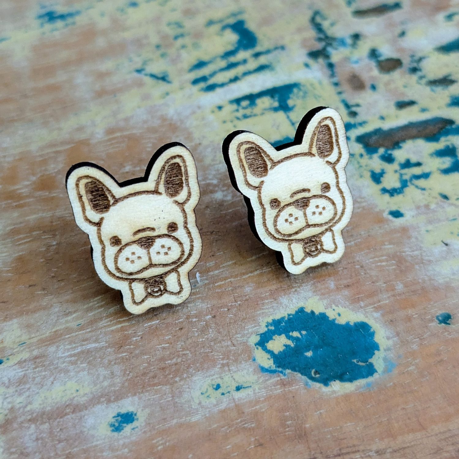 WOODEN PLAIN DOG EARRINGS | Studs