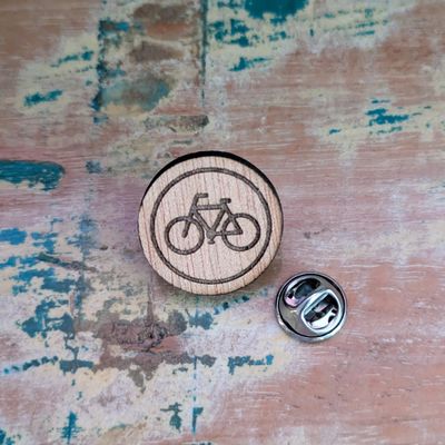 BIKE HAT PIN / LAPEL PIN / BROOCH