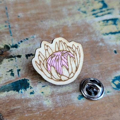 PROTEA HAT PIN / LAPEL PIN / BROOCH