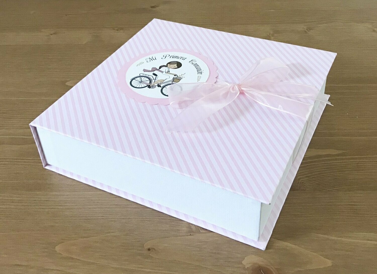 Caja de comunión rosados