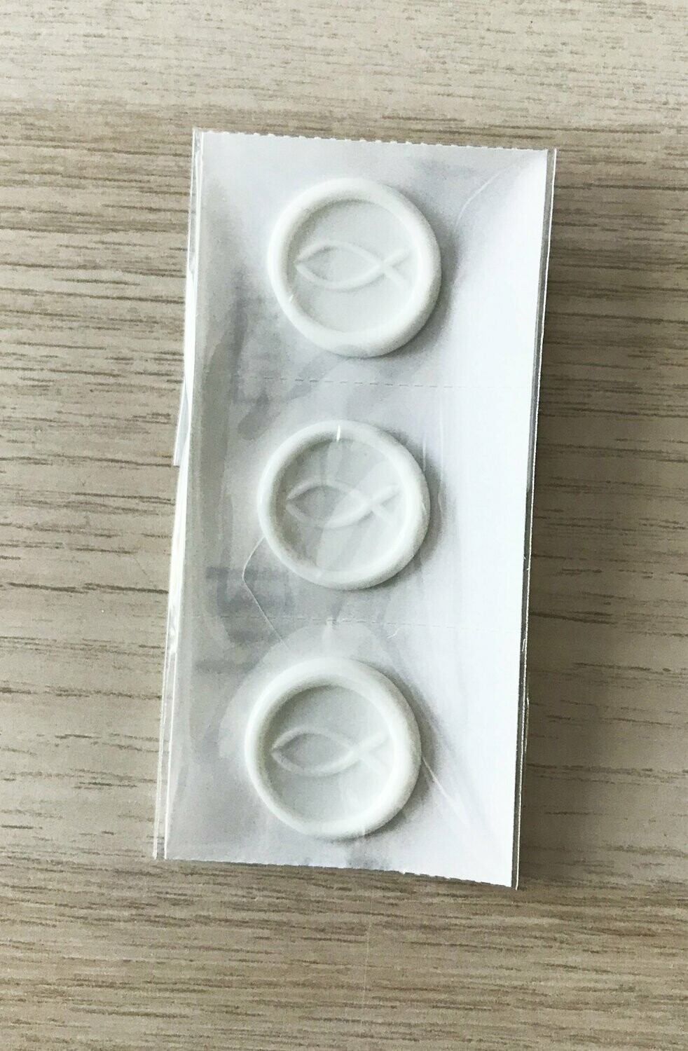 3 sellos pez