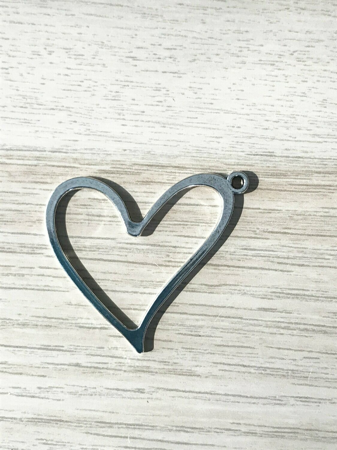 3 Corazón metal