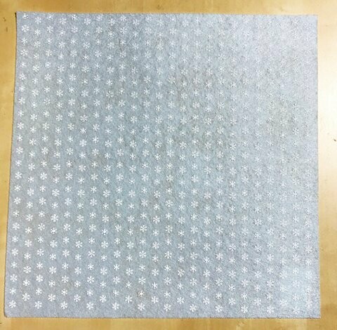 Fieltro estampado azul y blanco