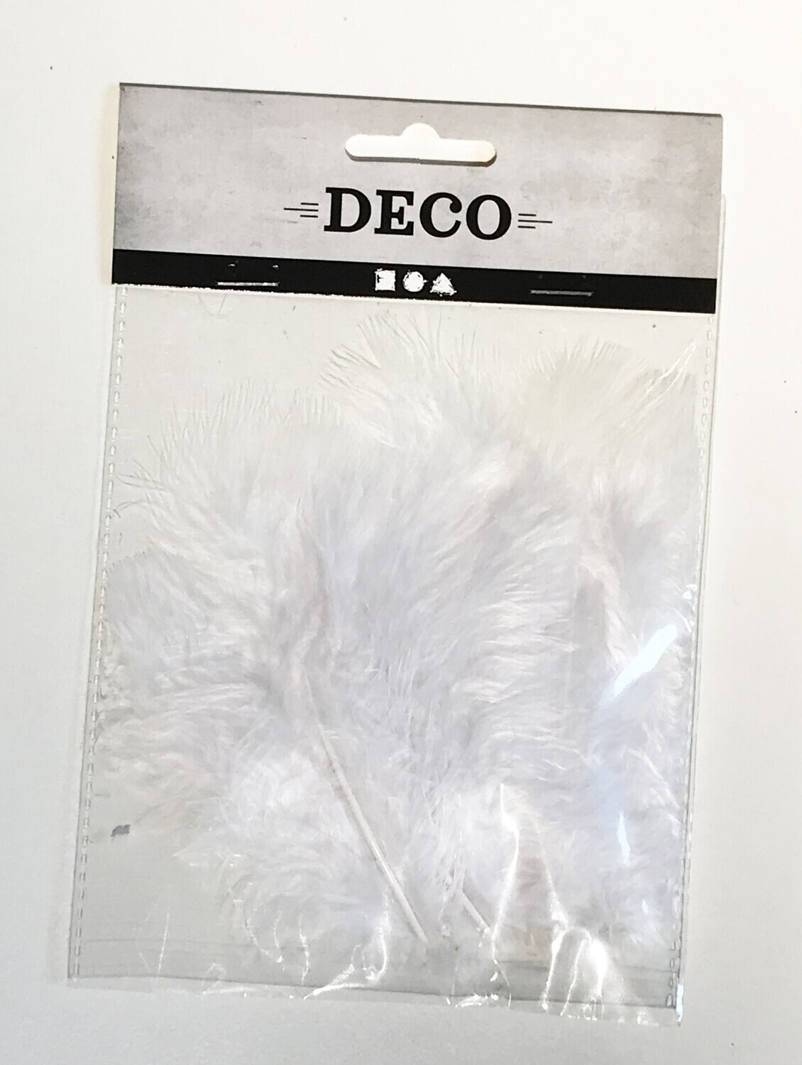 15 Plumas blancas