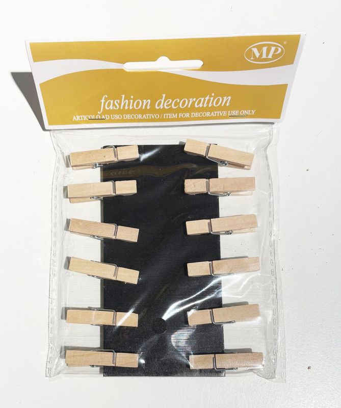 12 pinzas medianas de madera