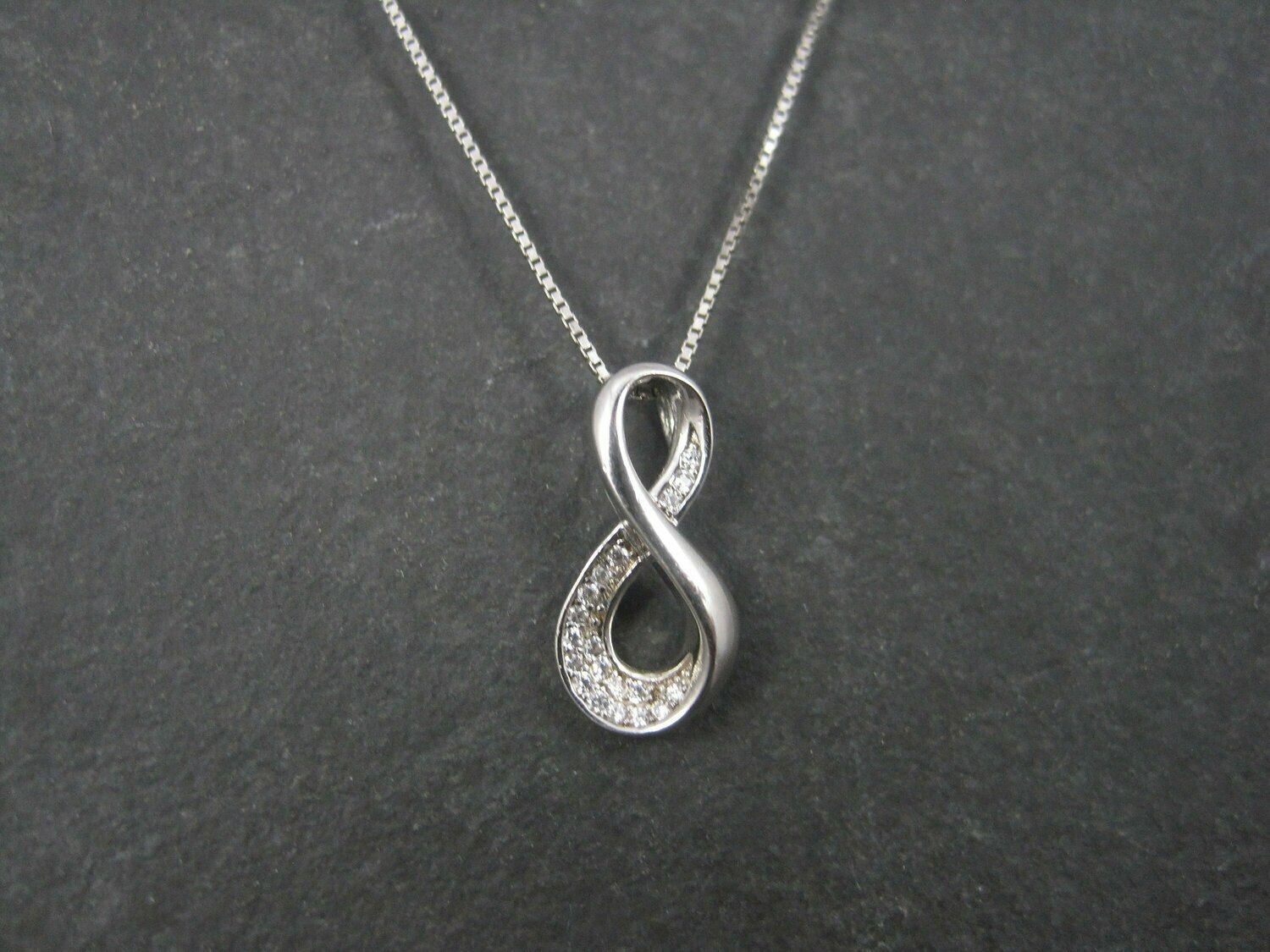 Vintage 90s Sterling .10 Carat Diamond Infinity Pendant necklace
