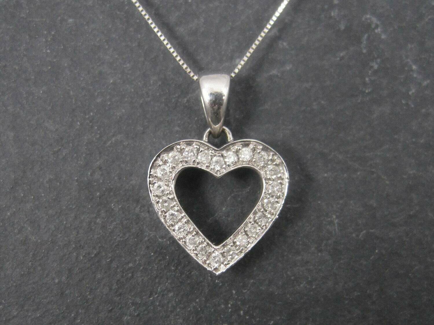Vintage 14K White Gold .25 Carat Diamond Heart Pendant Necklace