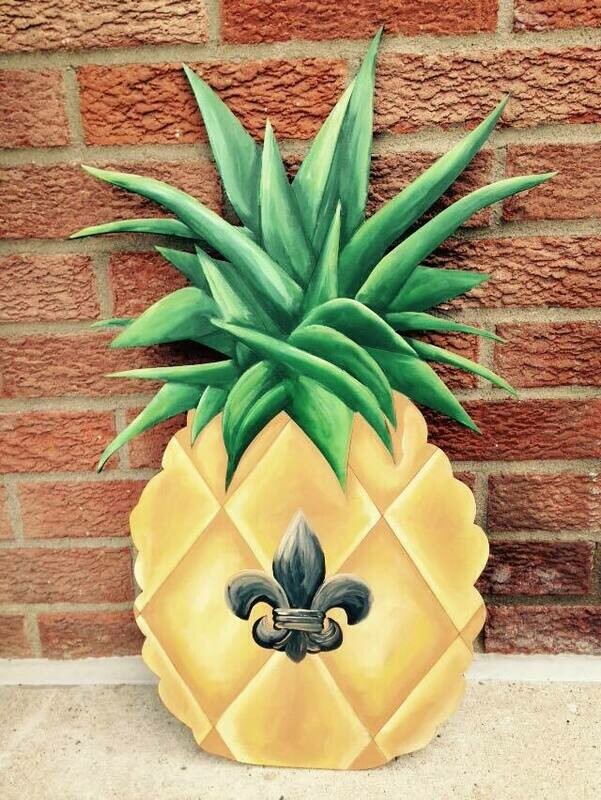 Spring/Summer Pineapple Door Hanger