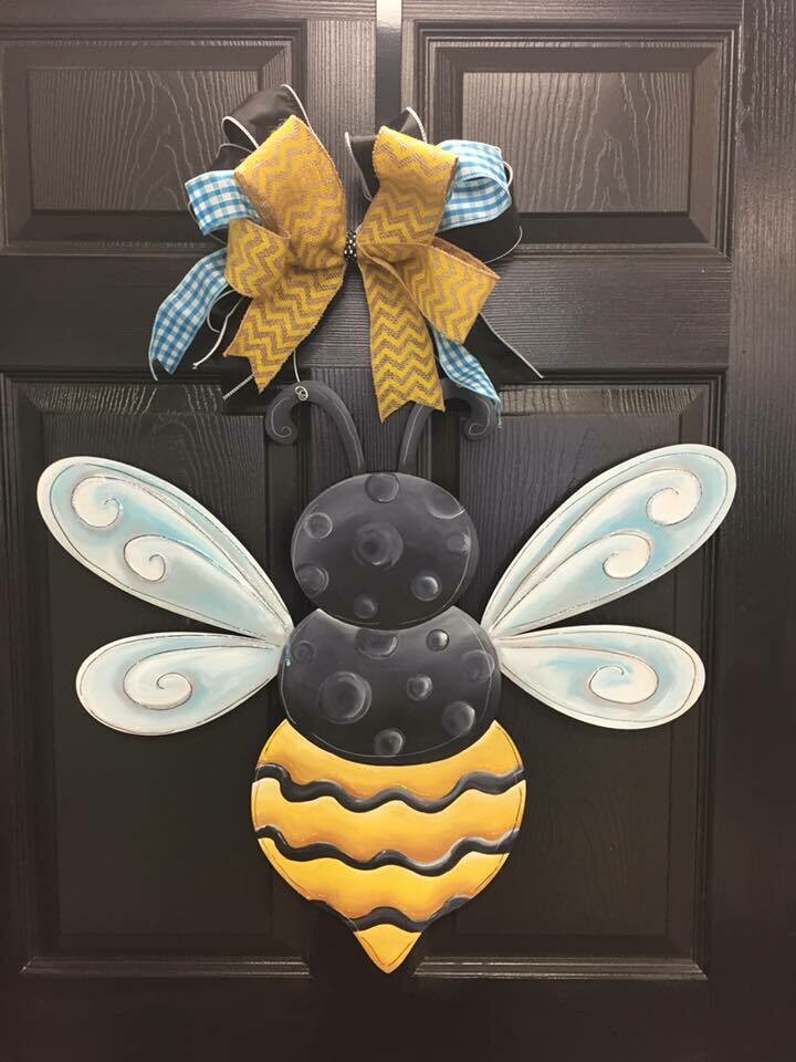 Spring/Summer Bee Door Hanger