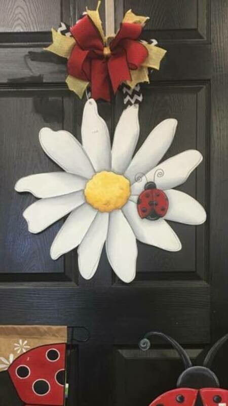 DIY Daisy Door Hanger Cutout