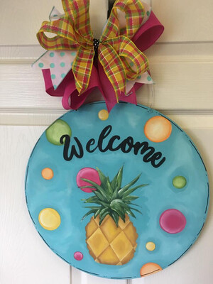 DIY Pineapple Welcome Door Hanger Cutout