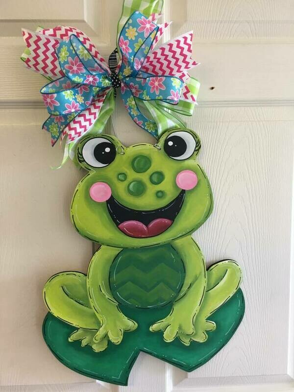 DIY Frog Door Hanger Cutout