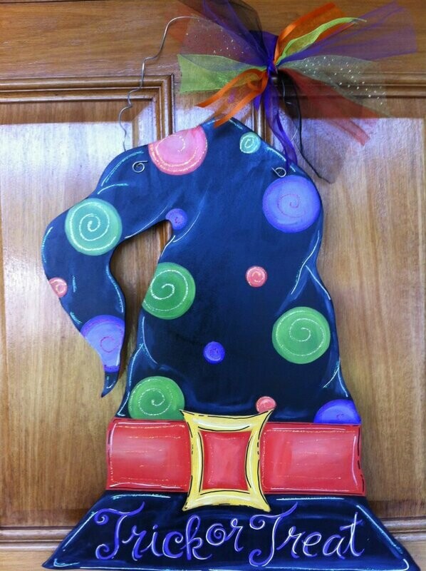DIY Witch's Hat Door Hanger