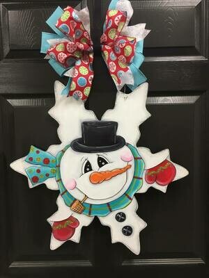 Winter Snowflake w/Top hat And mittens snowman Door Hanger