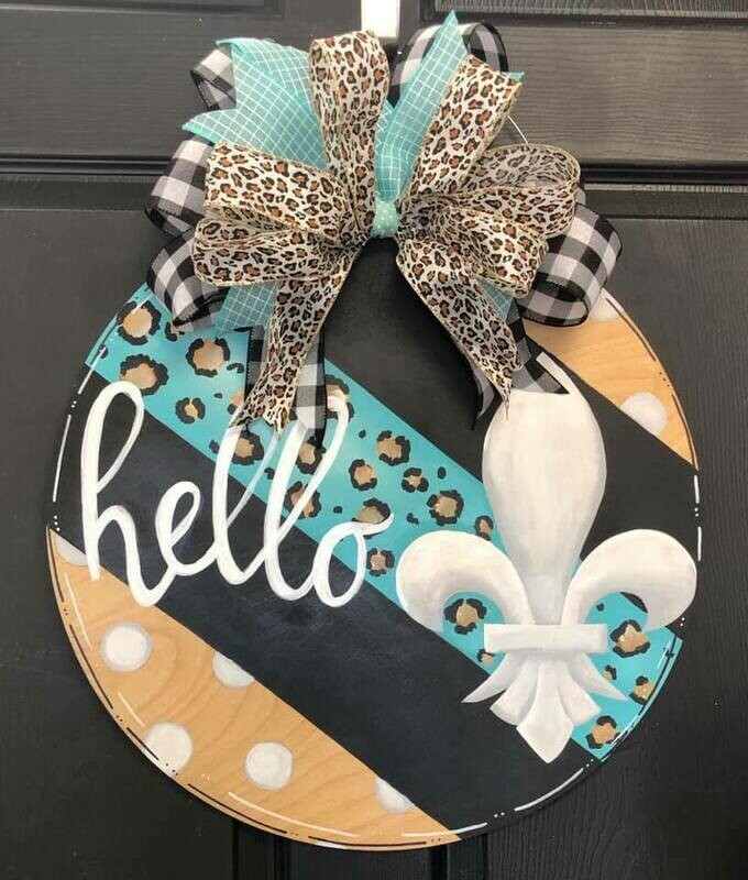 Everyday Hello Circle FDL Angled Slats Door Hanger