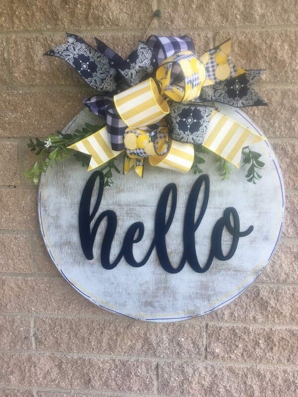 Distressed Hello Greeting Circle