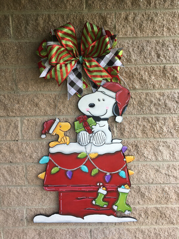 Christmas Snoopy Doghouse Door Hanger