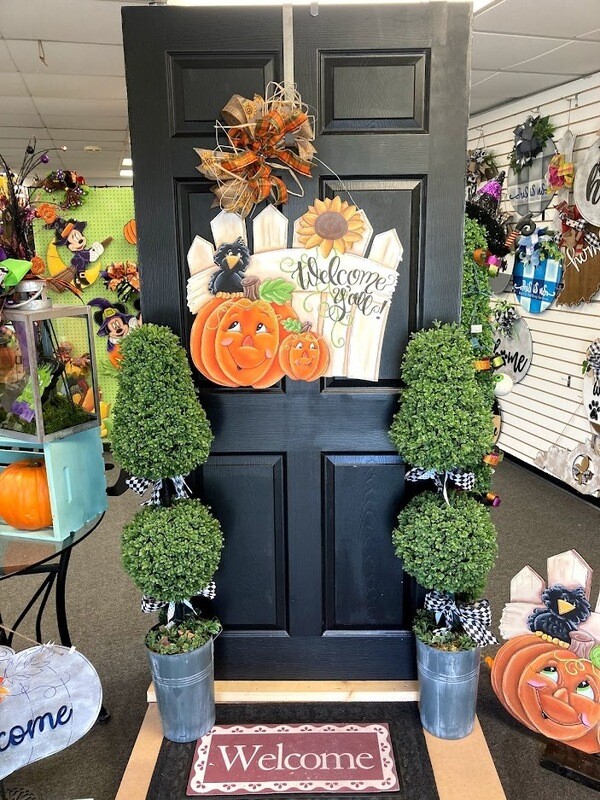 Fall Welcome Y'all Fence Door Hanger