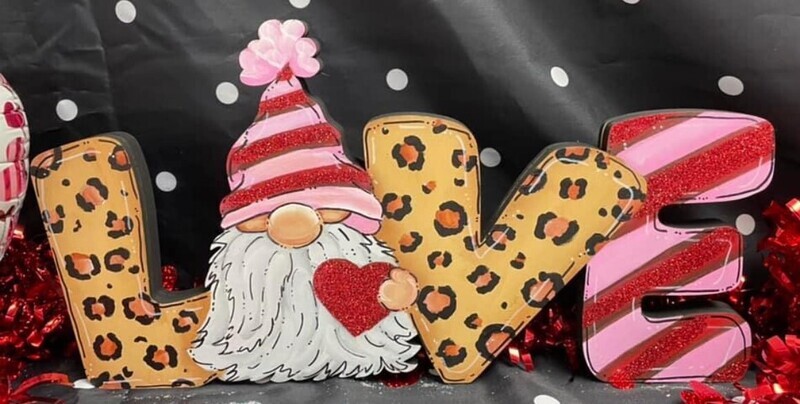 Valentine&#39;s Day Gnome Love Sitter