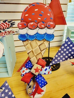 4th of July Patriotic Ice Cream Cone Table Topper