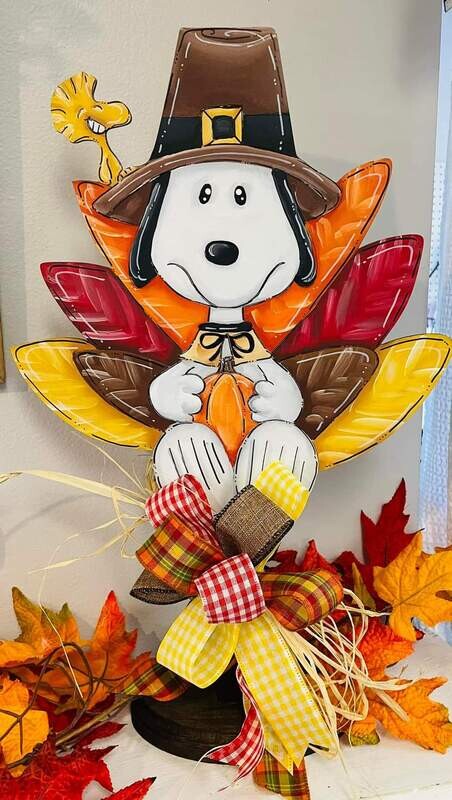 Thanksgiving Snoopy Turkey Table Topper