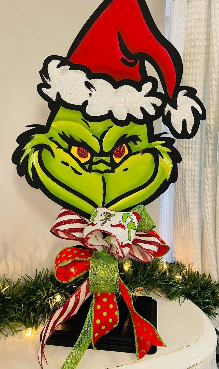 Grinch Face Table Topper
