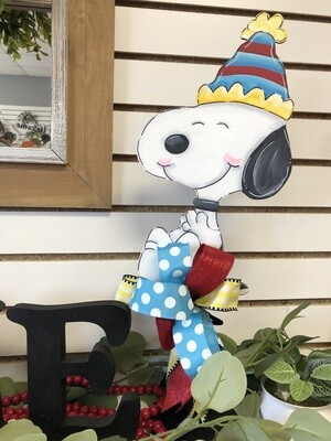 Birthday Snoopy Table Topper