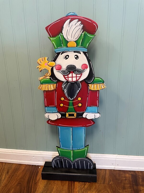 Christmas Snoopy Nutcracker Stand